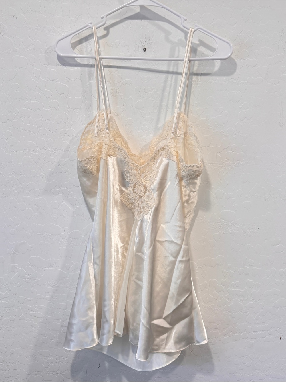NWT Vintage Victorias Secret Robe nightgown Ivory Lace Trim Womens Medium Beaded - Picture 12 of 14
